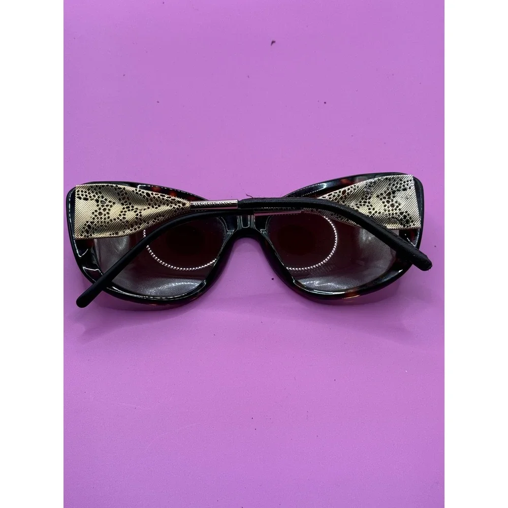 Burberry bow Sunglasses Tortoise Shell Gold Accent Designer Eyewear - Picture 2 of 11